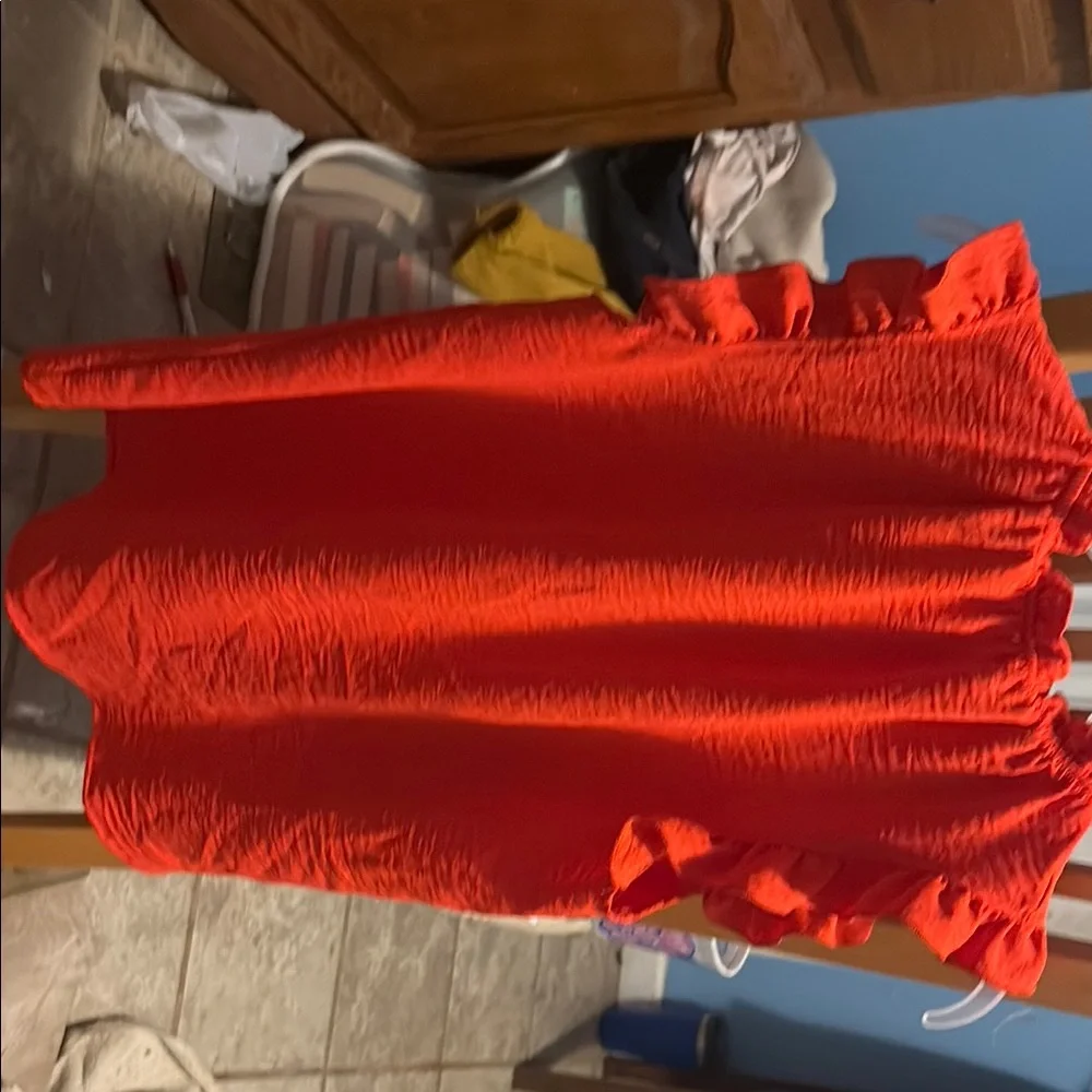 Vibrant Red Ruffled Blouse - Picture 3 of 3